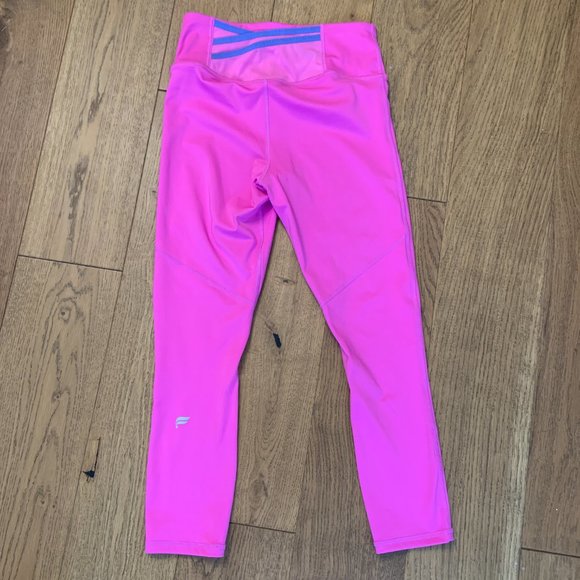 Fabletics Trinity Motion365+ High Waisted Capri Pink/Periwinkle Leggings Size S - Picture 4 of 15